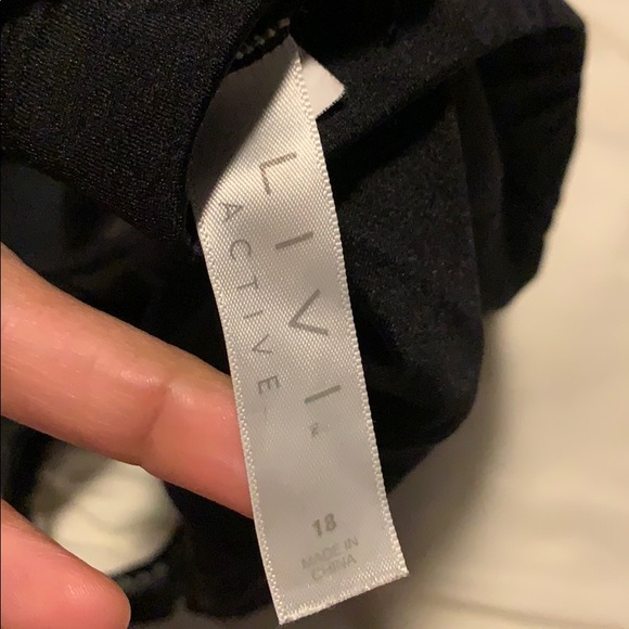 Sports bras size 18 and 1XL - Picture 6 of 9